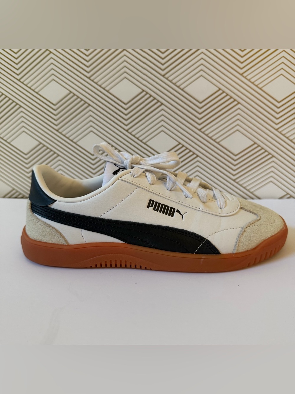 Puma Women’s Club 5V5 Sneaker Size 6
